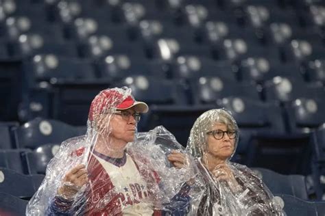 Monday's White Sox-Phillies game has been postponed